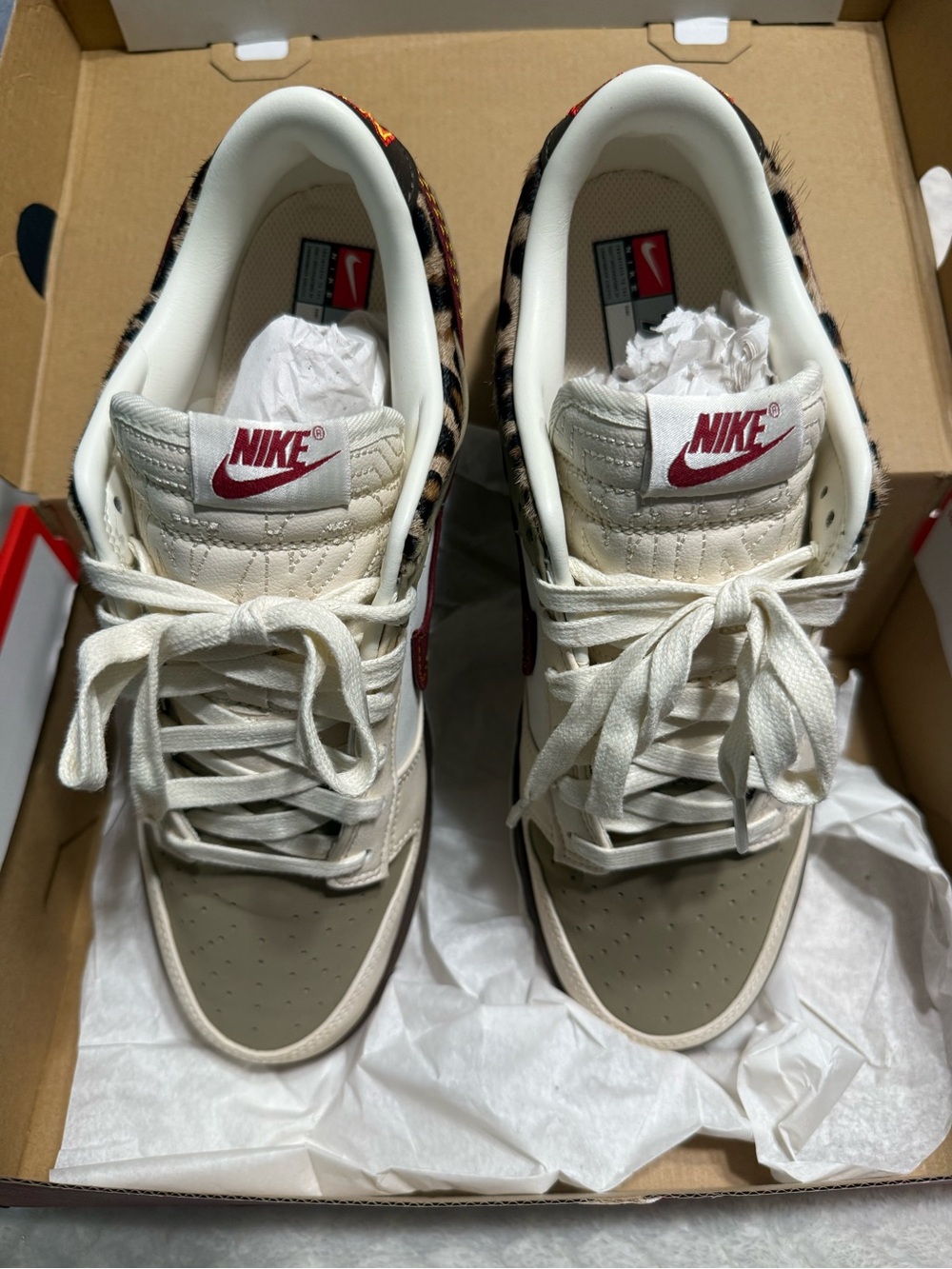 Men's Low-Top Sneakers in Cream, Olive & Burgundy - Picture 4 of 6